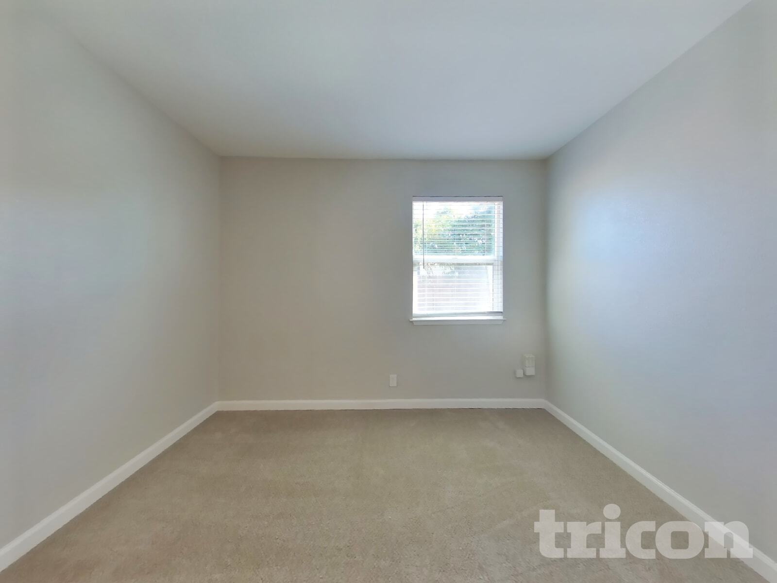 Building Photo - 5041 Whittier Dr