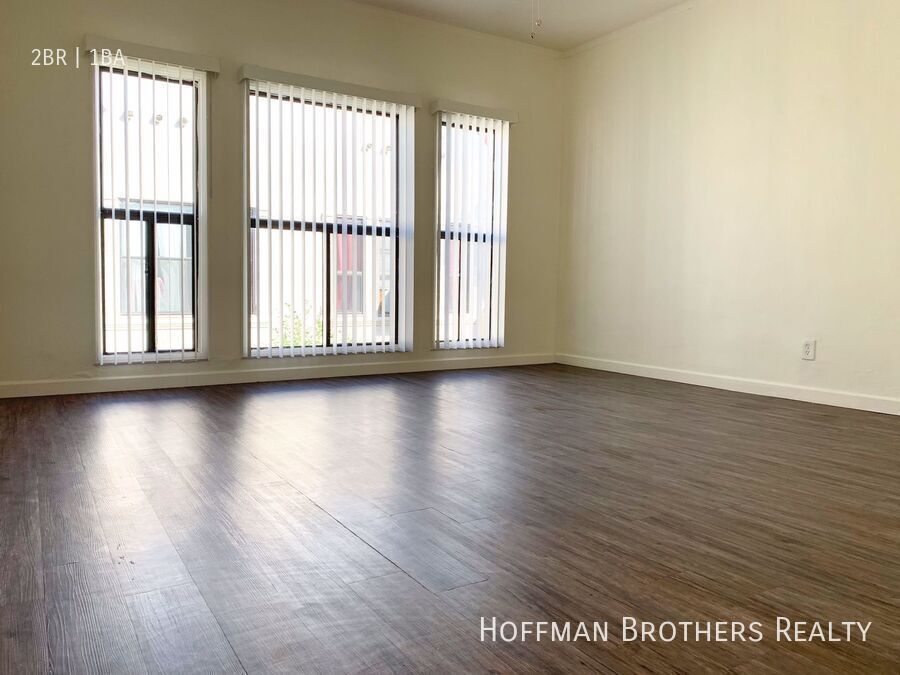 Building Photo - 4526 Edgewood Pl