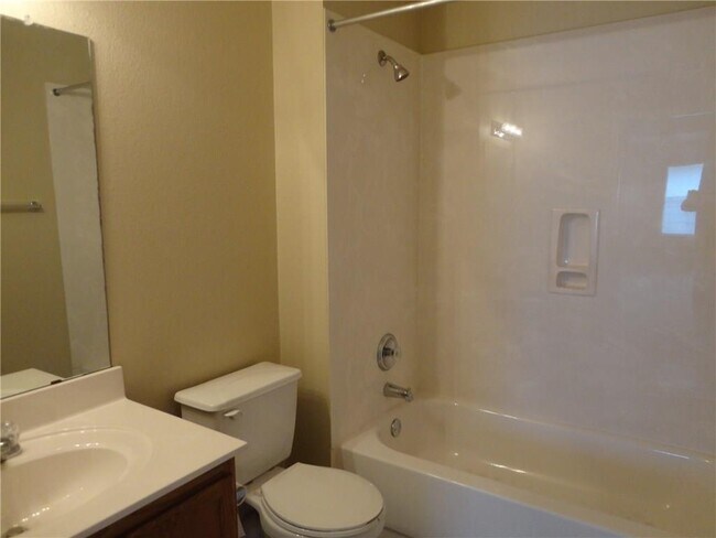 Building Photo - 1433 Coriander Dr