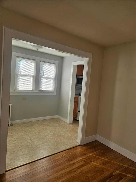 Building Photo - 43 Beach St