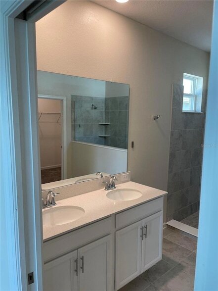 Building Photo - 3431 Sagebrush St