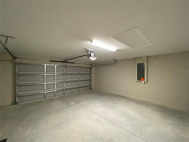 Building Photo - 207 Locust Ln Dr