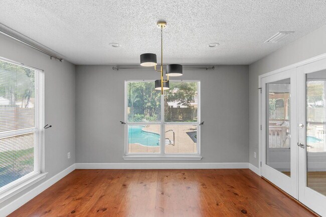Building Photo - 101 Hands Cove Ln