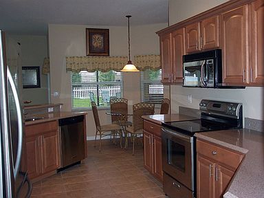 Building Photo - 2706 Patrician Cir