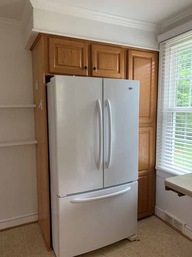 Building Photo - 2 Story Brick House off Boonsboro Road