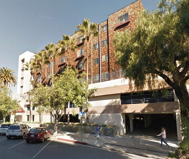 Building Photo - 1125 3rd St