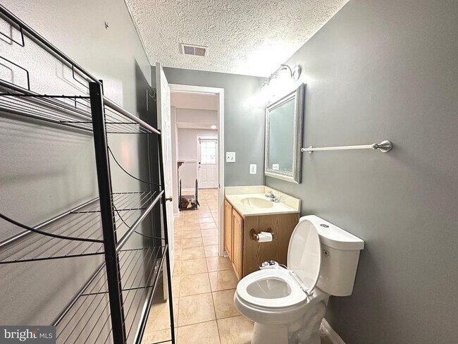 Building Photo - 14632 Stone Crossing Ct