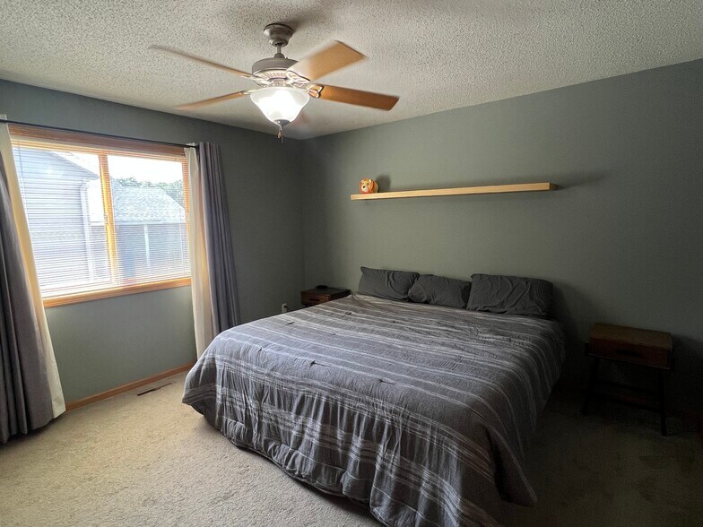 Building Photo - 4702 Manor Brook Dr NW