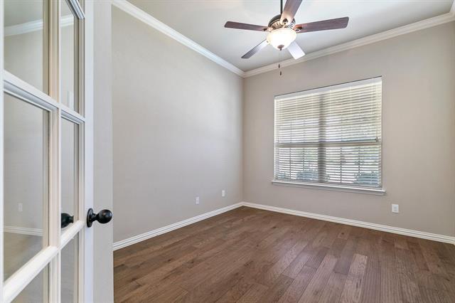 Building Photo - 7512 Guadalupe Way