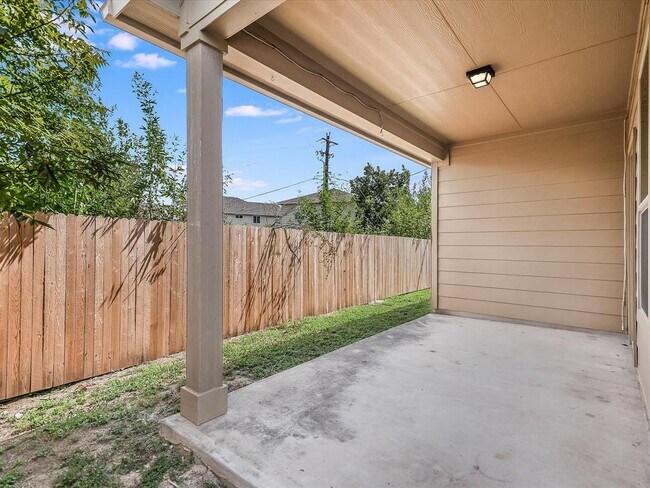 Building Photo - 11301 Hill Stable Ct