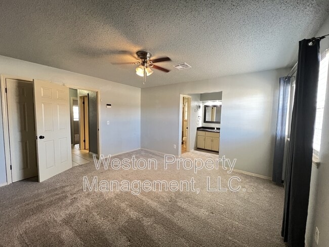 Building Photo - 10408 Blue Spruce Rd