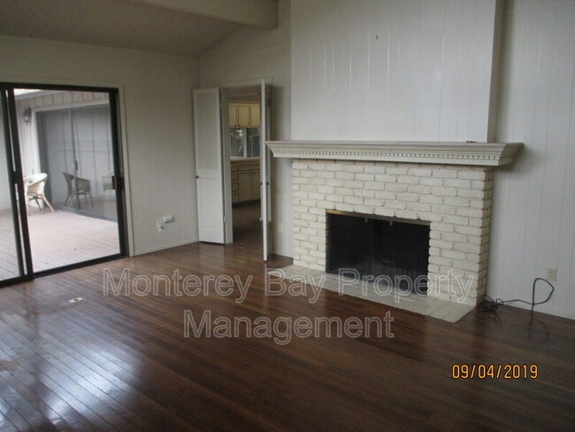 Building Photo - 3 Guadalupe St