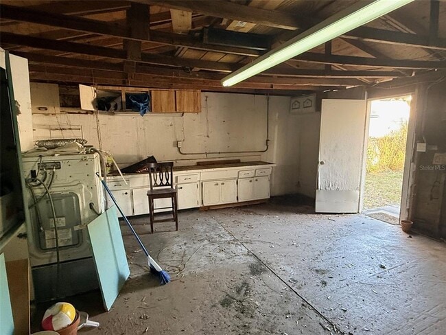 Building Photo - 1908 20th Ave N