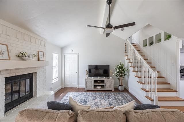 Building Photo - 8073 Bonnie Cir