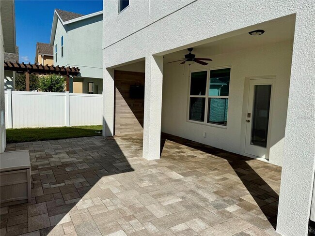 Building Photo - 6060 Roseate Spoonbill Dr