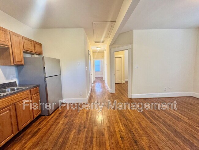 Building Photo - 1514 Bainbridge St