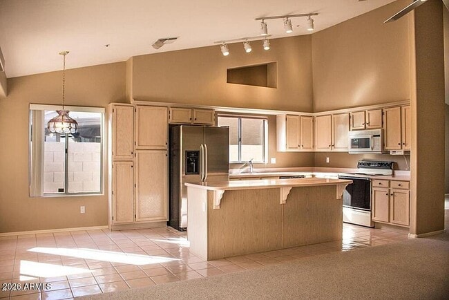 Building Photo - 8947 E Palm Ridge Dr
