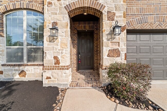 Building Photo - 10903 Kennowy Ct