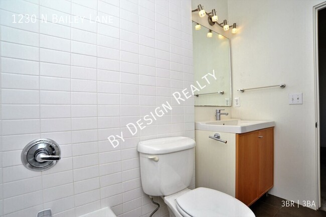 Building Photo - 1230 N Bailey Ln