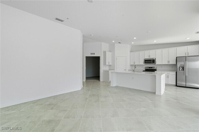 Building Photo - 15155 Bluffton Ln