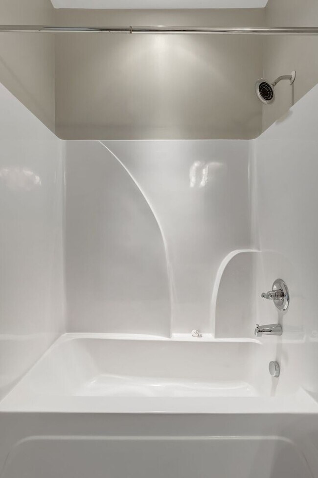 Building Photo - Harpeth Park Townhome in Bellevue