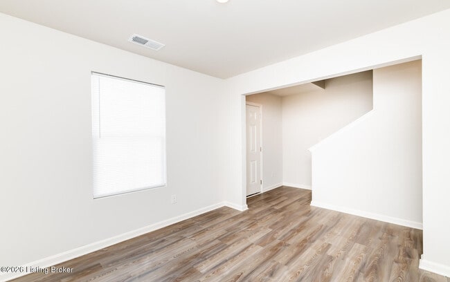 Building Photo - 104 Cool Crk Ct