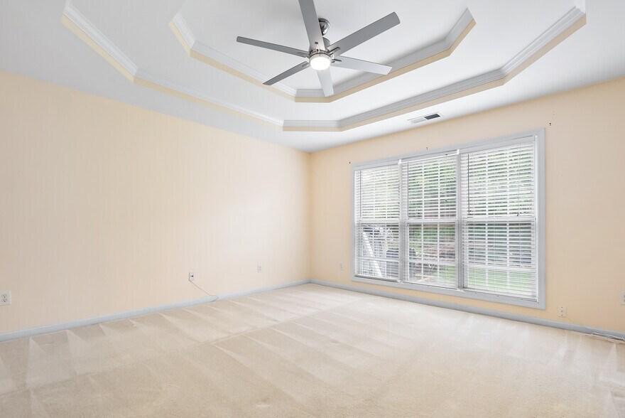 Building Photo - 847 Edgeley Ln