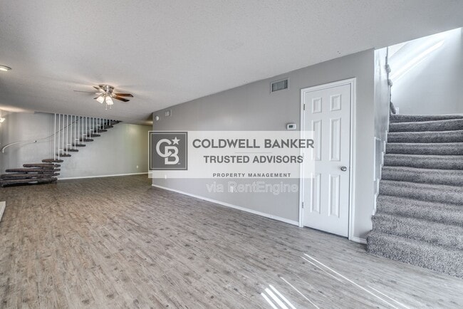 Building Photo - 5332 Kenosha Ave