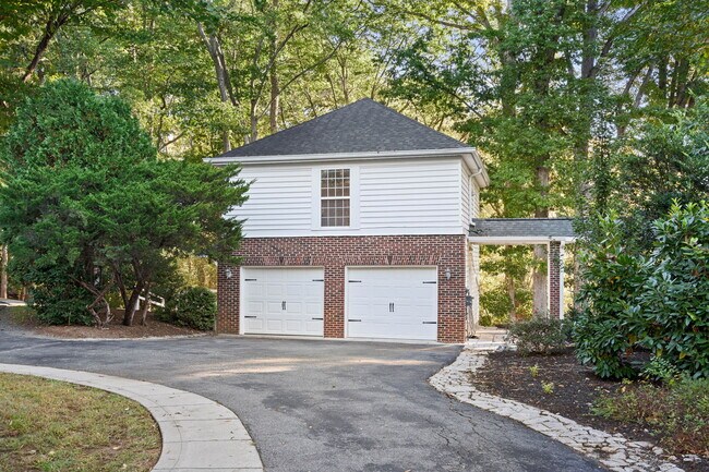 Building Photo - 7914 Gilead Rd