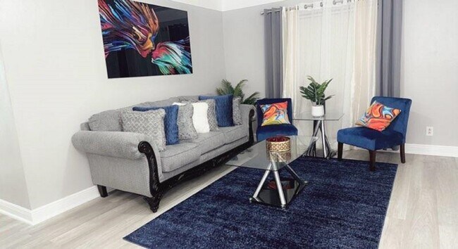 Building Photo - 1929 NE 26th St