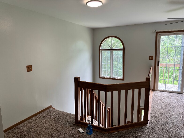 Building Photo - 1407 Oak Leaf Ln