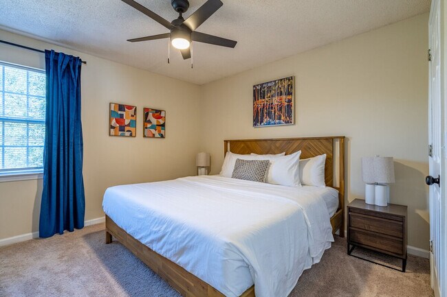 Building Photo - 58 Auburn Dr SW