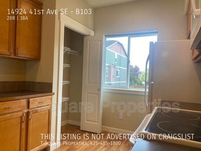 Building Photo - 14924 41st Ave SE