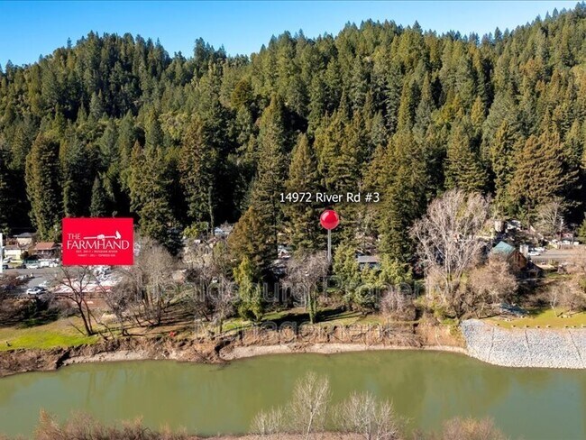 Building Photo - 14975 River Rd