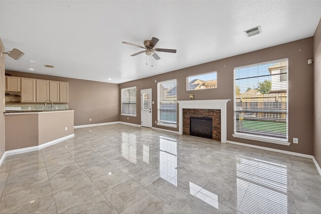 Building Photo - 18818 Flagstone Creek Rd