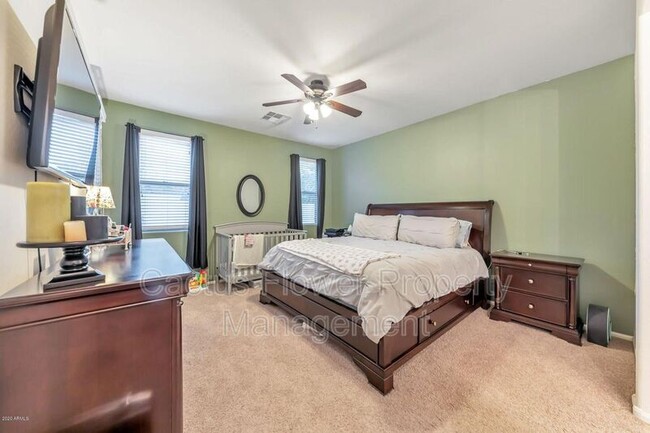 Building Photo - 4745 S Southwind Dr