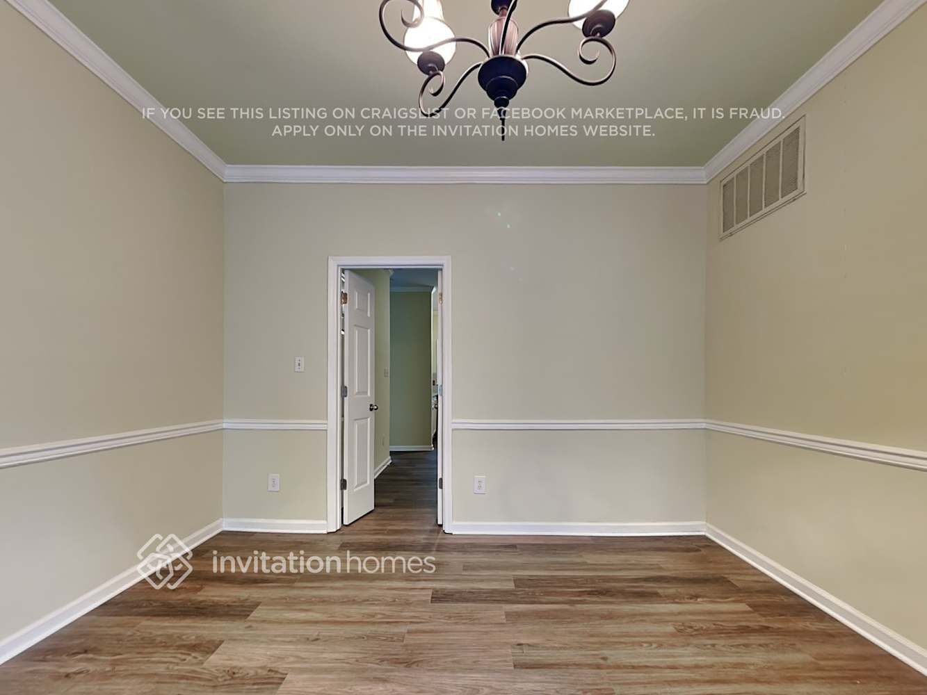 Building Photo - 10621 Northwoods Forest Dr