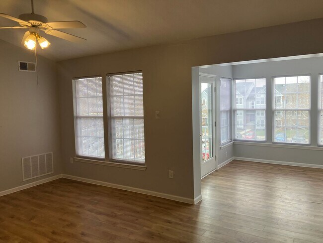 Building Photo - 88 Laurel Path Ct