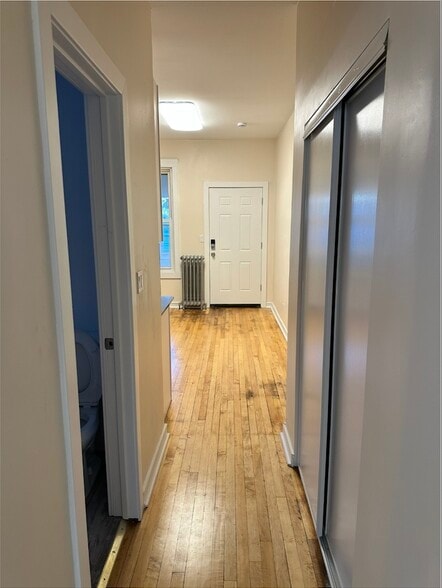 Entry - 1628 N Central Park Ave