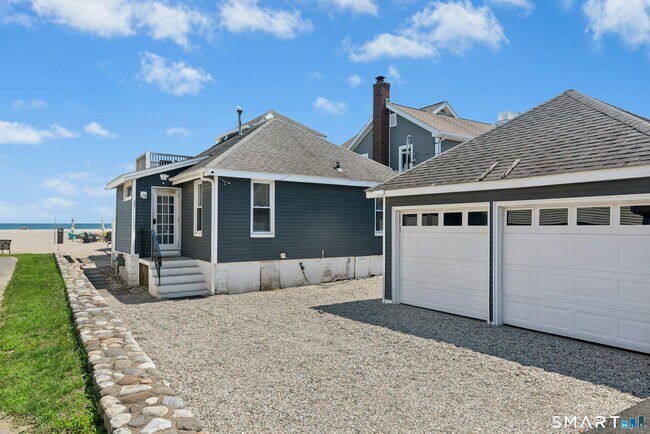 Building Photo - 27 Milford Point Rd