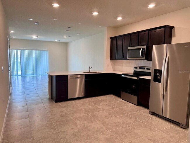 Building Photo - 2710 Fetching Trl