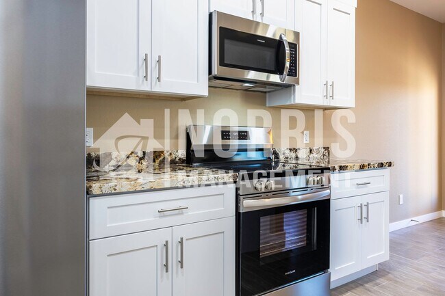 Building Photo - 9301 W Century Dr