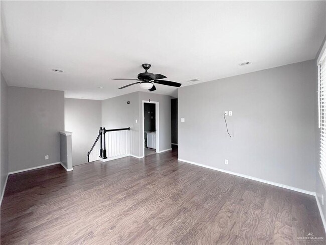 Building Photo - 4116 Petunia Ave