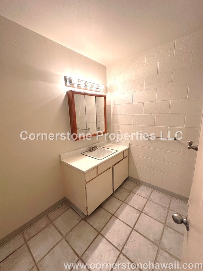 Building Photo - 1520 Spreckels St