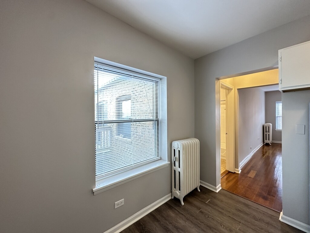 Building Photo - 5740 N Winthrop Ave