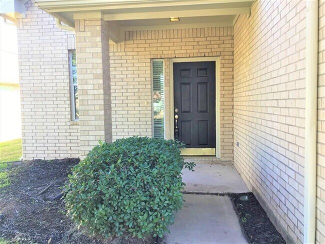 Building Photo - 3927 Dogwood Bough Ln