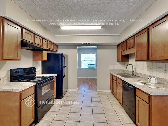 Building Photo - 4123 Dawnridge Rd E