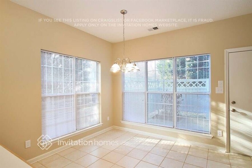 Building Photo - 17113 Cabernet Ct