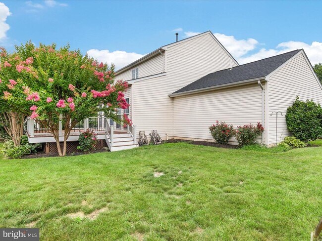 Building Photo - 10625 Wulford Ct