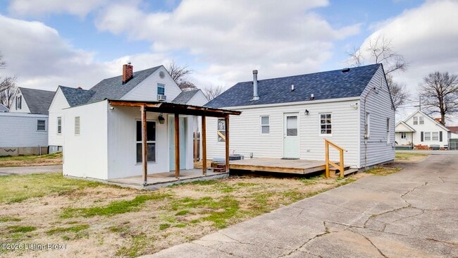 Building Photo - 3318 Van Winkle Dr